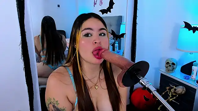 AdeleJhones online show from October 28, 1:06 pm