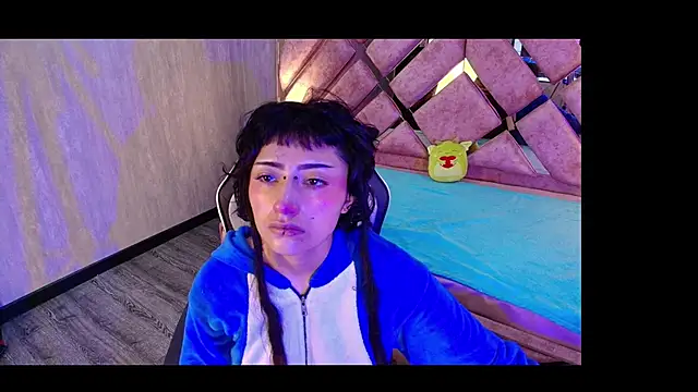 Babyyrasta666 online show from November 18, 3:07 am