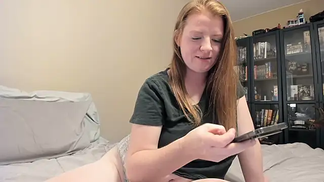 LndsyR90 online show from October 16, 2:14 am