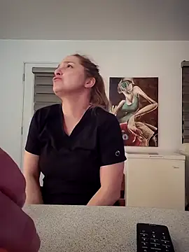 ironleg69 online show from November 25, 8:49 am