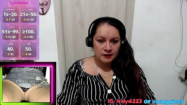 leidydi223 online show from September 22, 12:09 am