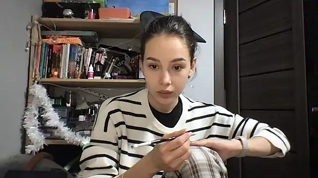 Yuna5343 online show from January 7, 10:35 pm