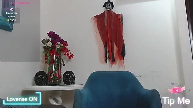 LiamBrown09 online show from October 20, 7:17 pm