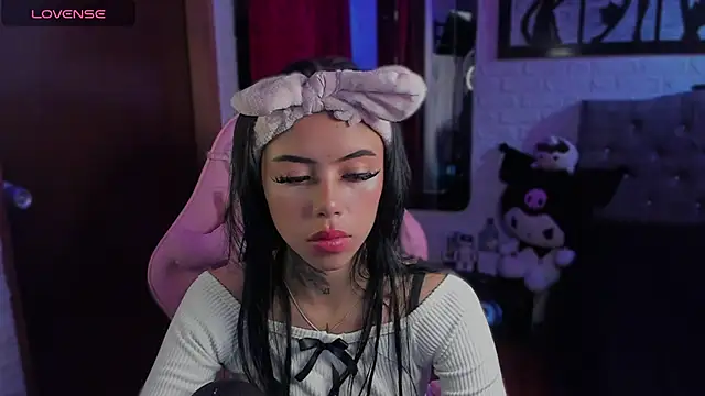 babee 04 online show from September 22, 6:28 pm