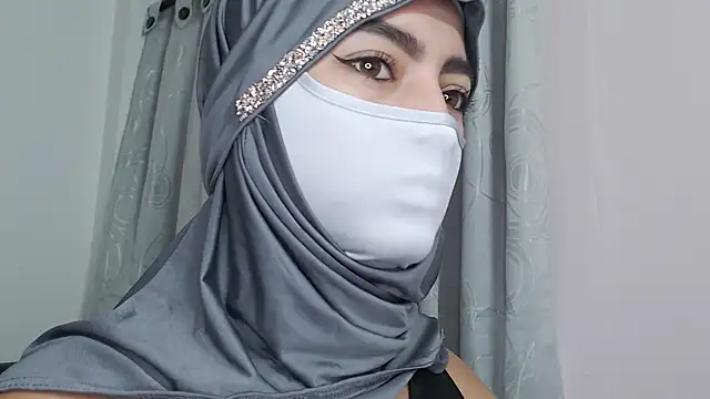 jade nassar online show from November 25, 12:18 pm