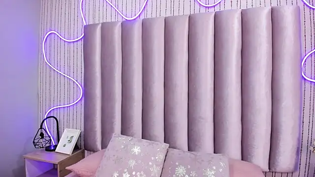 SamanthaPeachss online show from November 26, 12:28 pm