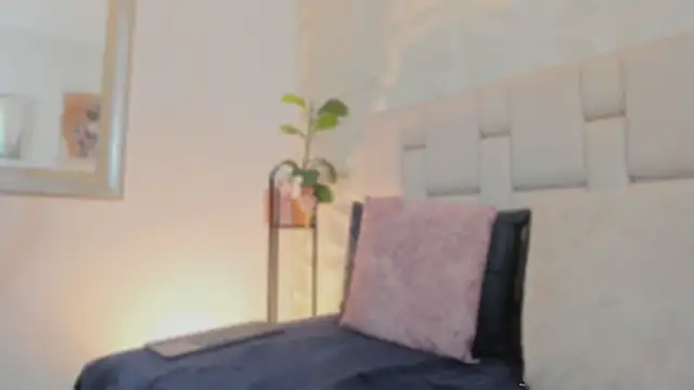 scarlettadams   online show from November 21, 1:02 pm