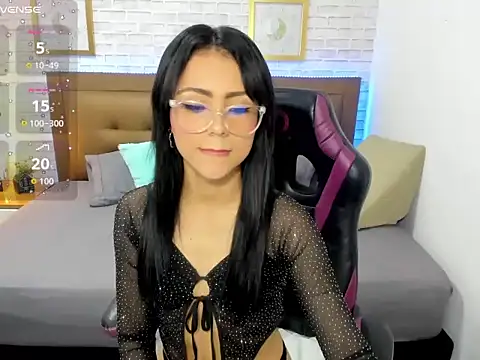 liittle sunflower online show from November 19, 1:22 pm