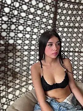 Linda LS online show from February 13, 7:04 pm