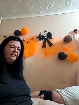 BlacReign online show from October 22, 7:30 pm