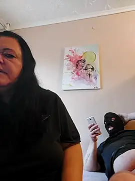 BlacReign online show from October 5, 2:11 pm