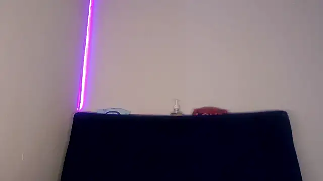 Megan Gil  online show from February 9, 9:06 pm