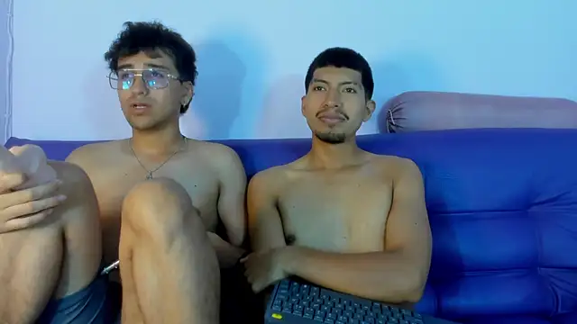 AxelAndJeremy online show from September 12, 3:29 am