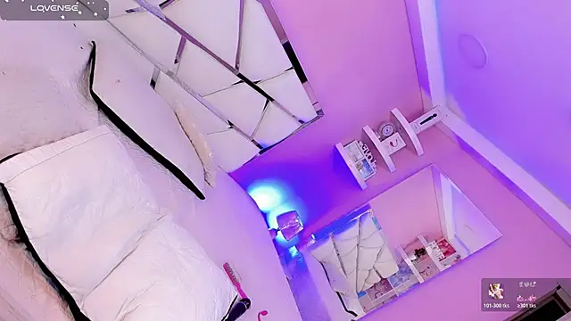 Ariia-janee online show from November 26, 6:14 am