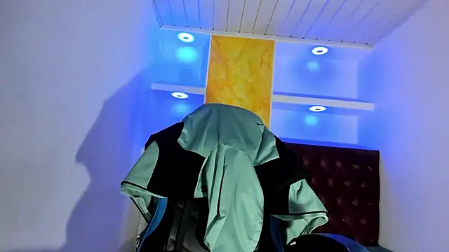 greiccy 20 online show from November 12, 3:04 am