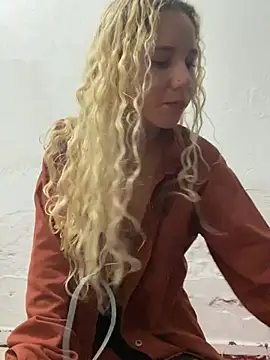 Bruna551 online show from February 28, 12:21 am