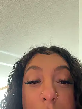 allybluee777 online show from November 13, 7:35 pm