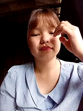 XoiXoi232 online show from October 18, 2:36 am