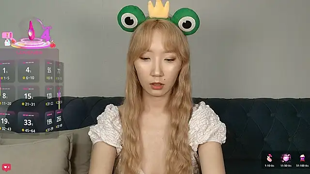 Yume ko online show from October 25, 9:54 pm