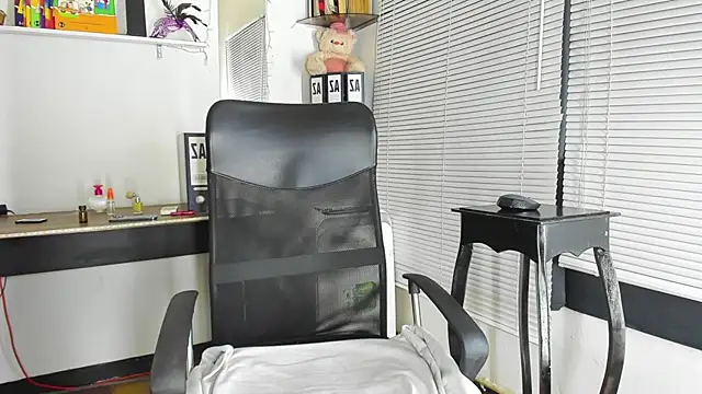 IviMillerxh online show from November 11, 12:57 pm