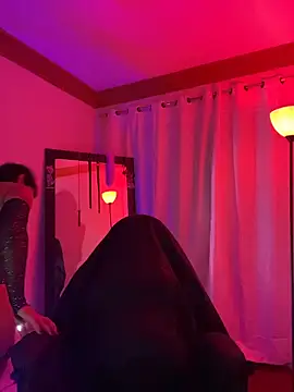 ZahaRose online show from November 29, 4:05 am