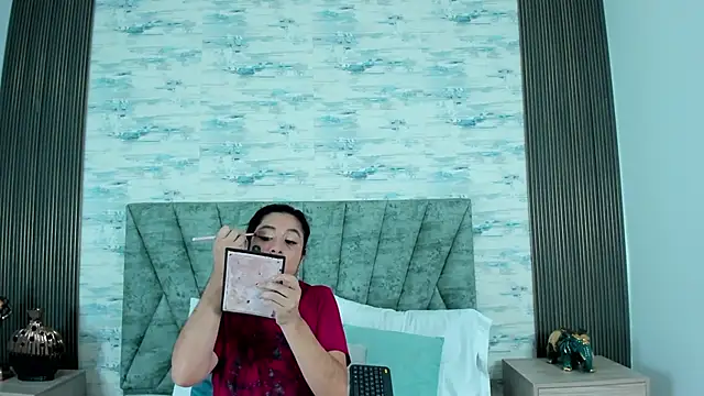 ShanelEvans online show from October 8, 7:07 pm