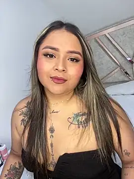 ashley-swift- online show from September 16, 9:28 am