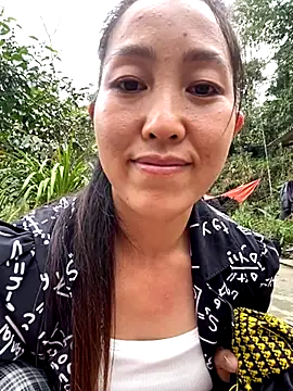 Huong-Ly online show from October 9, 7:34 am