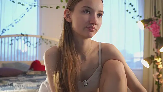 HenriettaCoppinger online show from November 29, 4:27 am