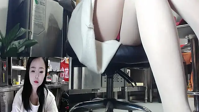 Eileen-L online show from November 3, 11:47 am