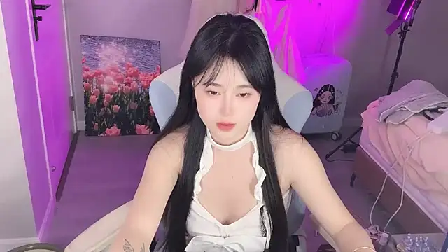 Snapshot of Sheepoooooooo chatting on September 14, 1:53 pm Sheepoooooooo online show from September 14, 1:53 pm