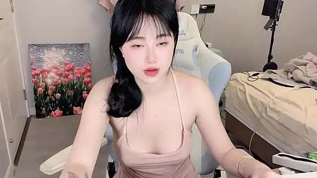 Snapshot of Sheepoooooooo chatting on September 30, 7:47 am Sheepoooooooo online show from September 30, 7:47 am