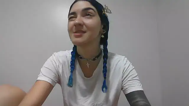 peetitefairy online show from February 21, 10:32 pm