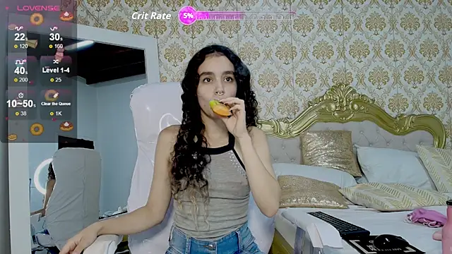 JessB  online show from September 18, 6:39 pm