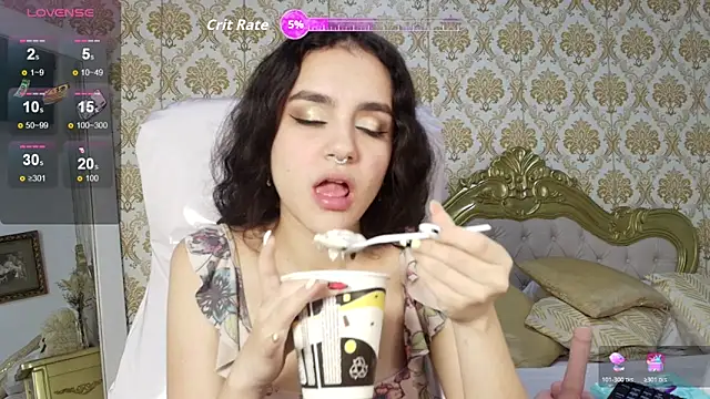 JessB  online show from February 26, 8:41 pm