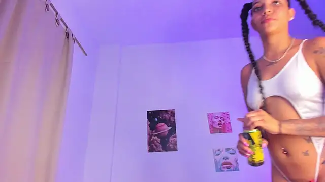 mia purplee online show from October 18, 3:42 am