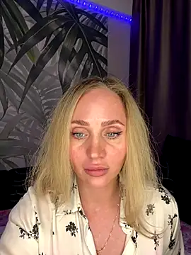 Affectionate lady online show from October 13, 7:33 am