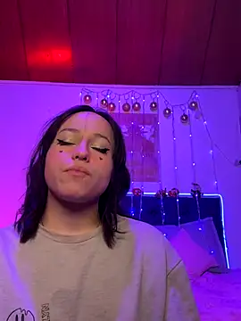 Eymmy 24 online show from November 22, 4:37 am