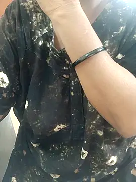 tami lavanya online show from November 1, 3:43 am