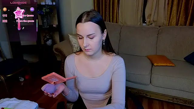 Kelly Cartier online show from January 14, 1:16 pm