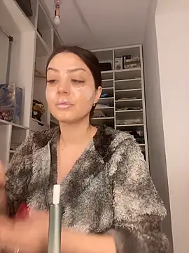 Lexi Storm online show from December 19, 6:16 am