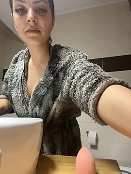 Lexi Storm online show from November 27, 5:43 am