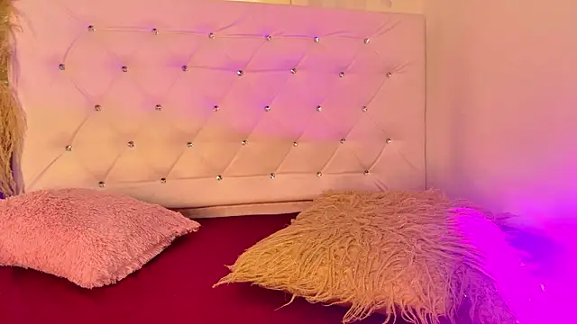 tatixxxvega online show from February 23, 1:10 pm