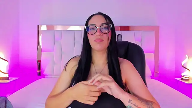 Snapshot of Camille_Juicy chatting on September 12, 2:02 pm Camille Juicy online show from September 12, 2:02 pm