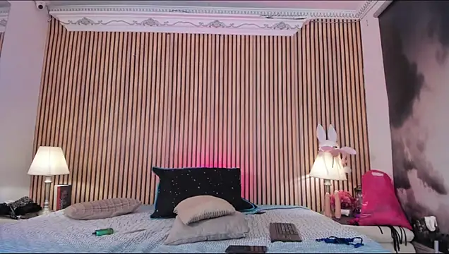 keeyla stone online show from February 11, 4:03 am