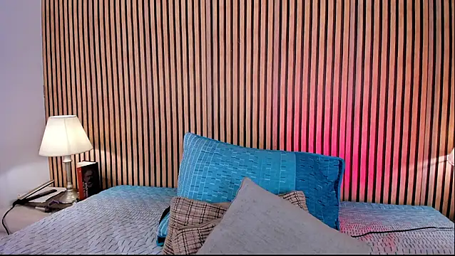 keeyla stone online show from February 7, 1:53 am