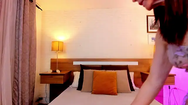 JenniferAuriston online show from February 2, 8:08 pm