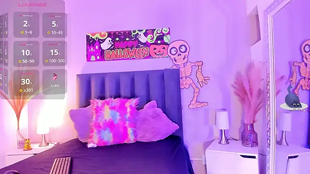 KendraChavez  online show from October 24, 11:12 pm