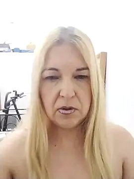 MarielaFerrer online show from December 5, 5:25 pm