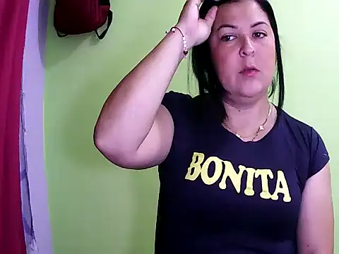 anapaulaa online show from October 16, 2:14 am